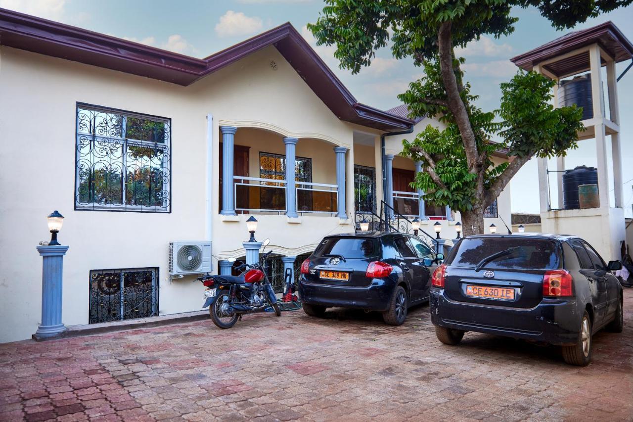 Residence Noumsi Яунде Экстерьер фото